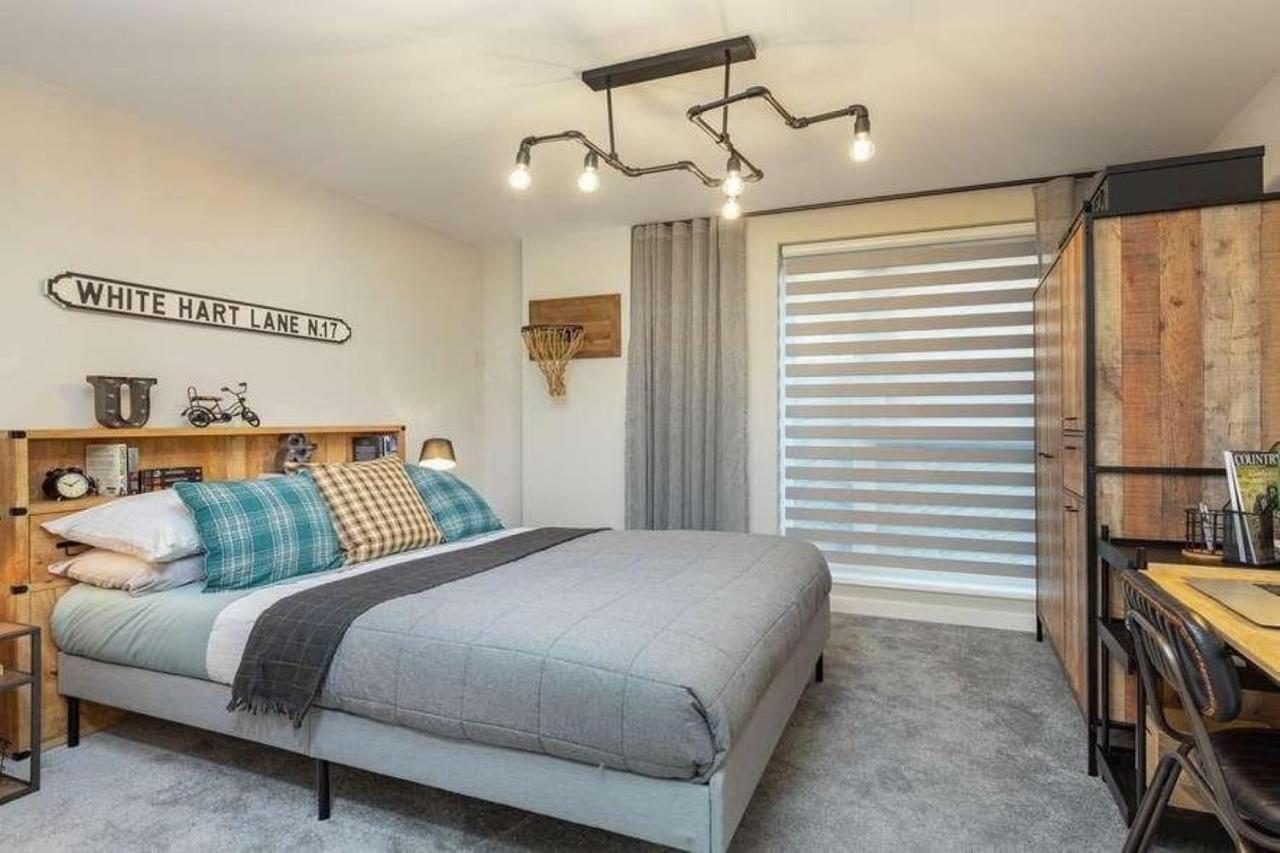 Newly Built Luxury 2 Bed Apartment!!! Londres Extérieur photo