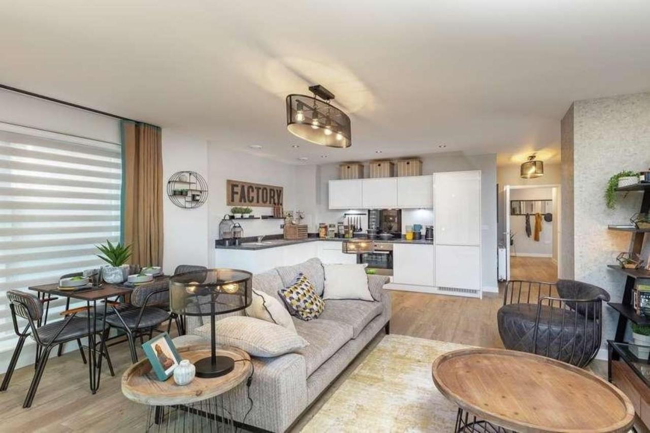 Newly Built Luxury 2 Bed Apartment!!! Londres Extérieur photo
