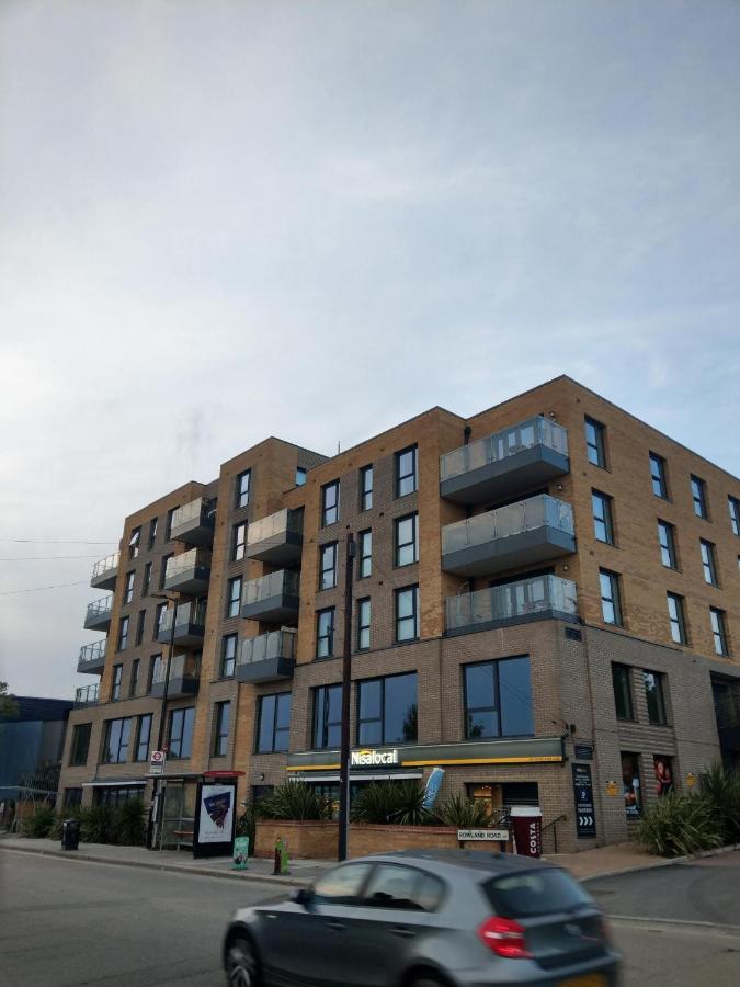 Newly Built Luxury 2 Bed Apartment!!! Londres Extérieur photo